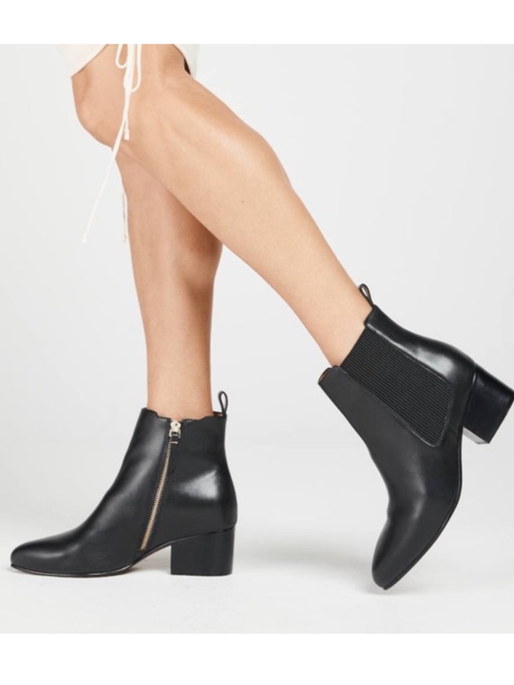 FRANKIE4 Australia Shauna Black Leather Ankle Boot-Women’s Sz 6